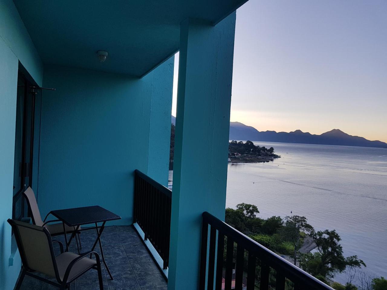 Sky View Atitlan Lake Suites - Free Breakfast Supplies Панахачел Екстериор снимка